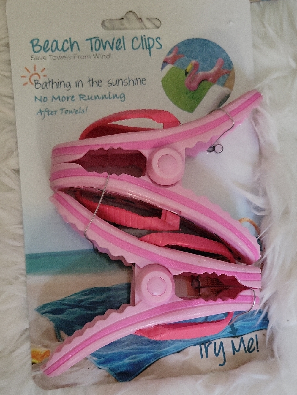 Beach towel clips